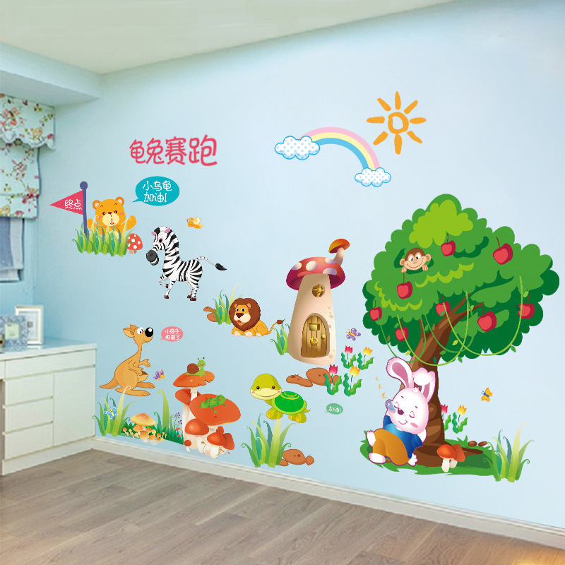 Decal dán tường thú và cây táo mới
