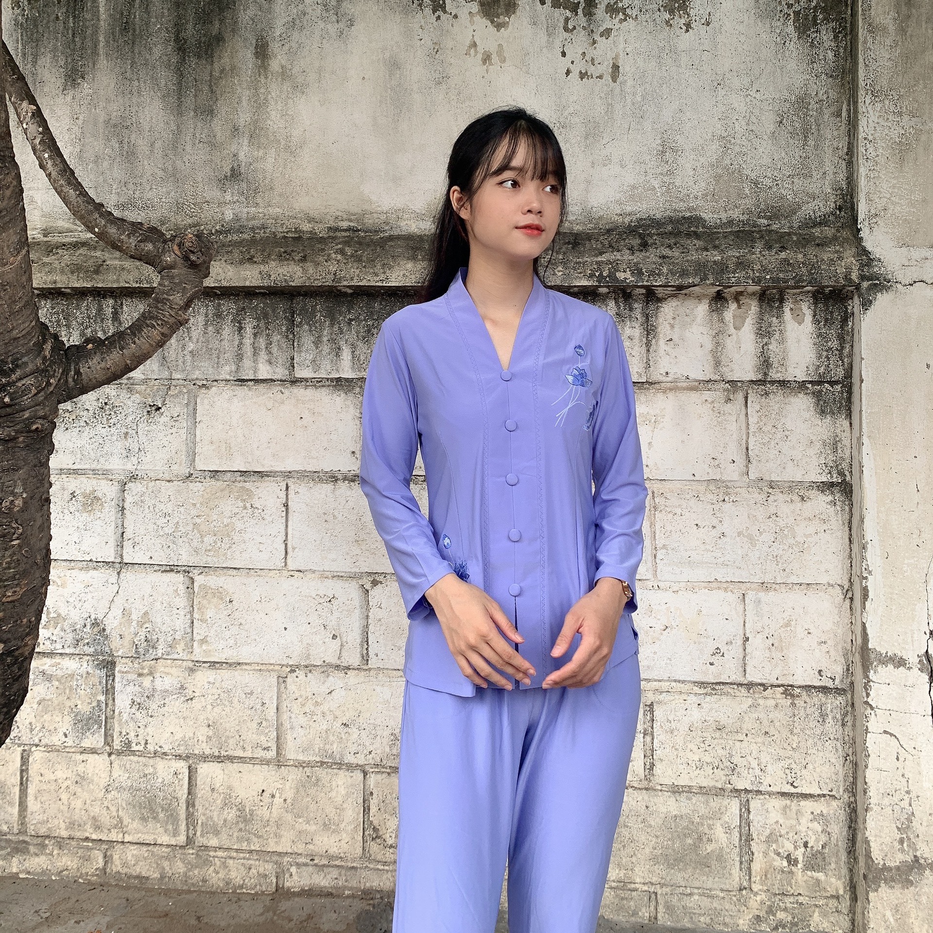 Đồ lam đi chùa nữ, đồ phật tử mẫu thun lắc bông