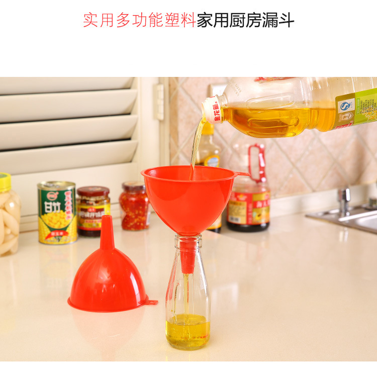 Phễu Rót Chất Lỏng Bằng Nhựa Cán Dài