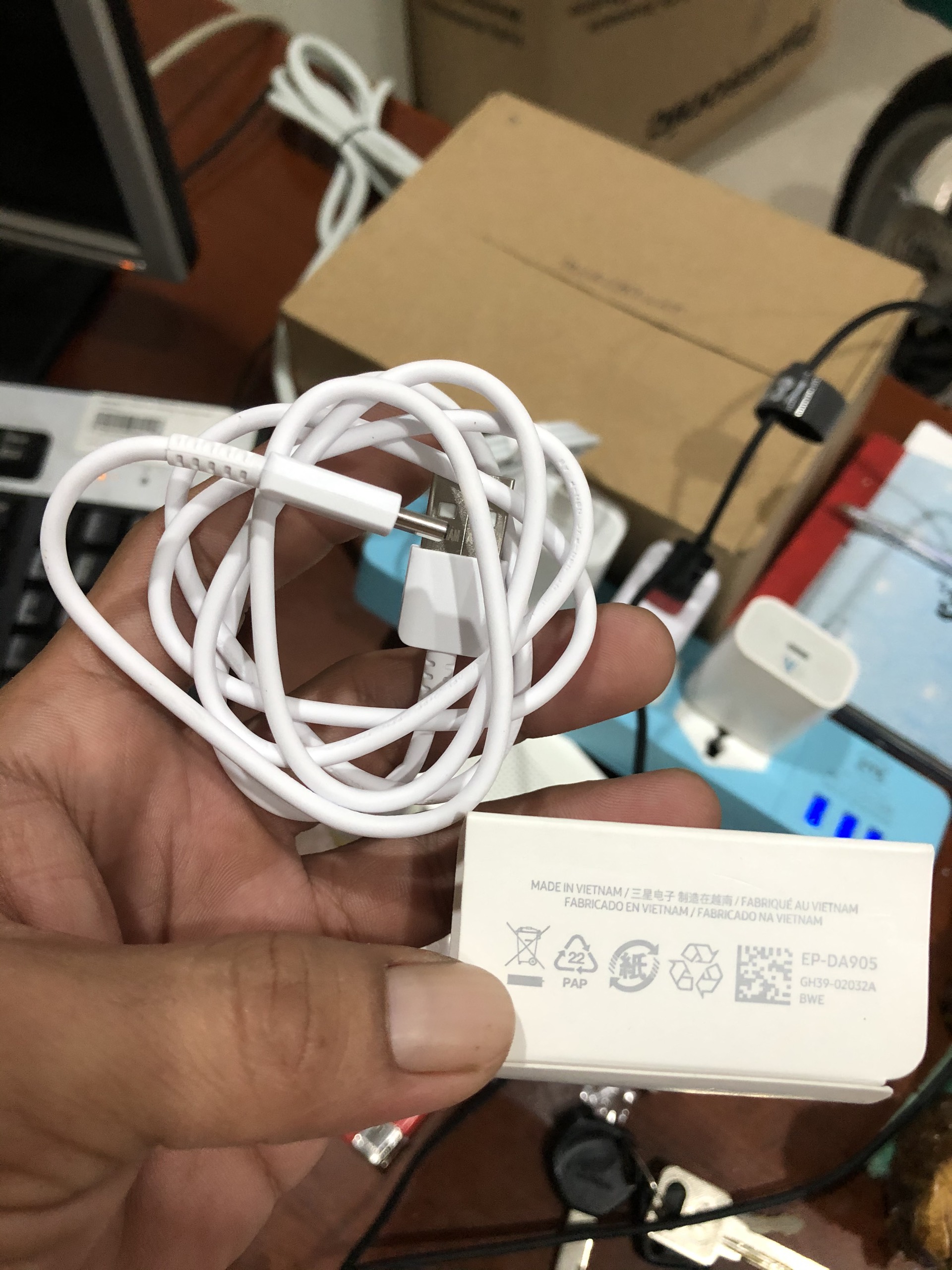 CÁP SẠC  DÀNH CHO SAM SUNG S10 USB - TYPEC 1M - MADE IN VIETNAM