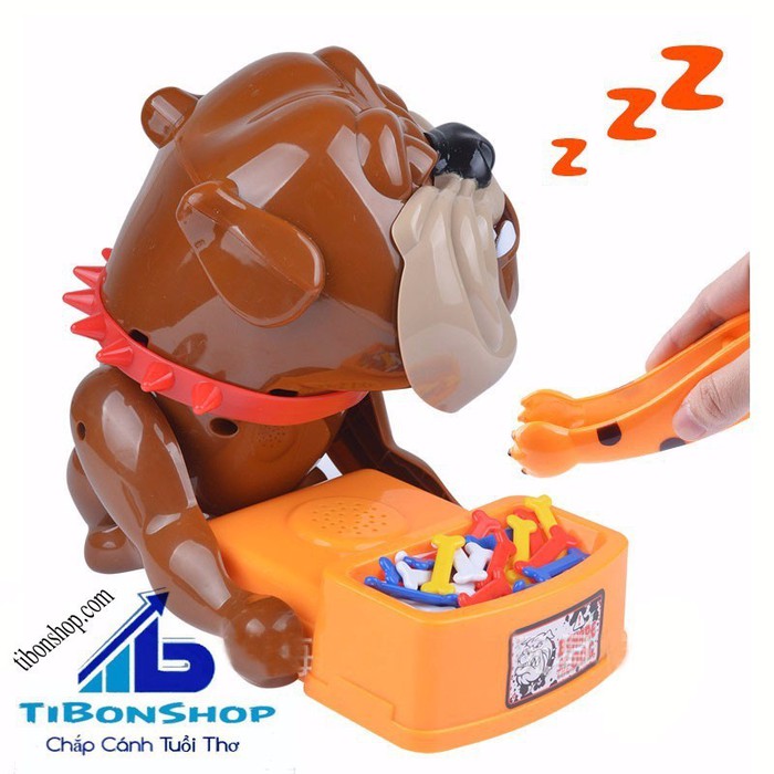 Trộm xương của chó bull