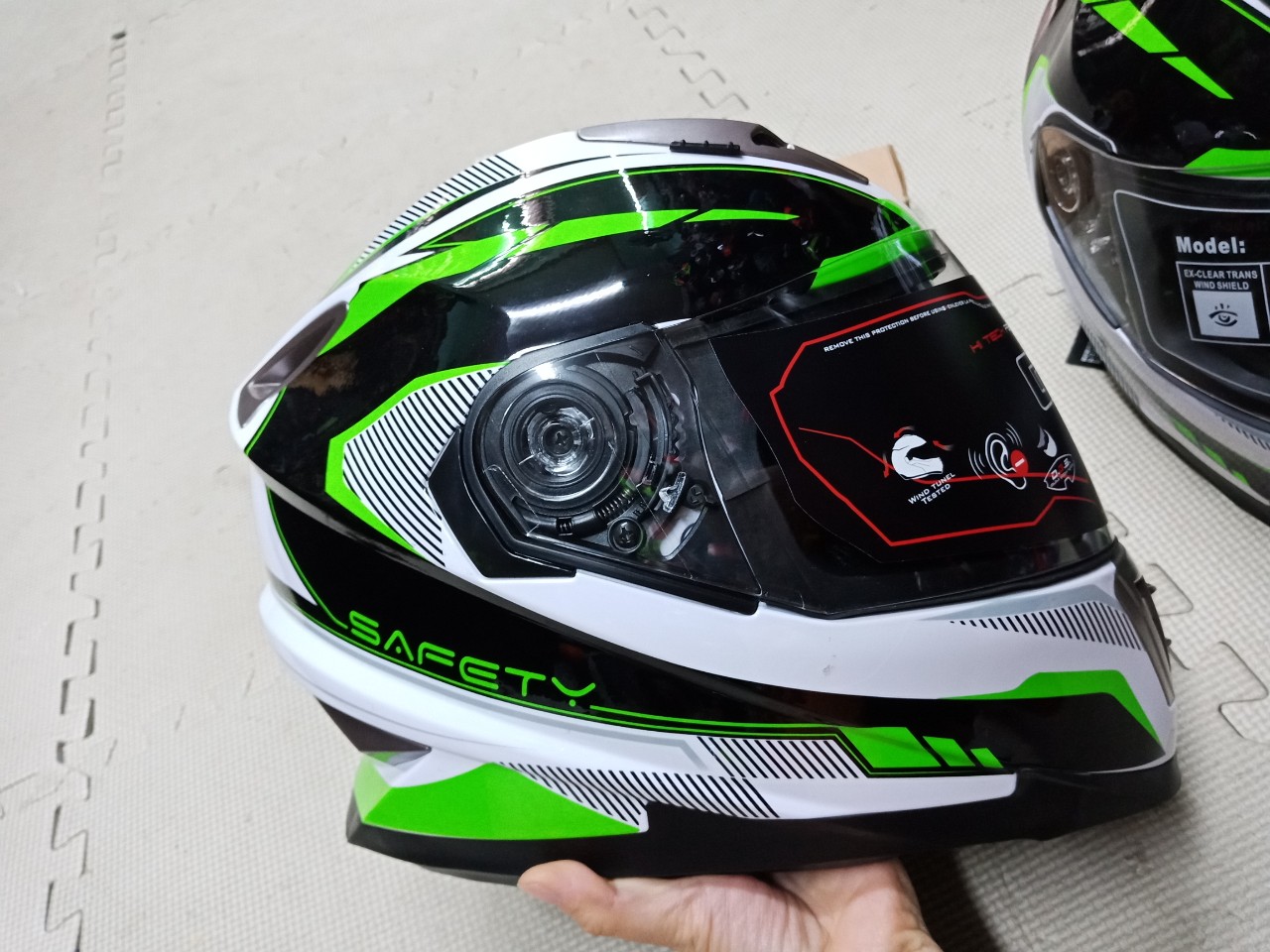 Mũ bảo hiểm fullface GXT 2018 không lật hàm