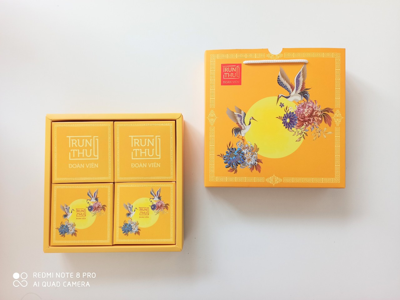 com bo 10 bộ vỏ hộp trung thu 4 bánh