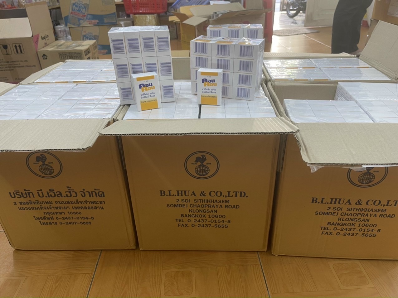 Chấm mụn cơm mụn cóc ConCon Thailand
