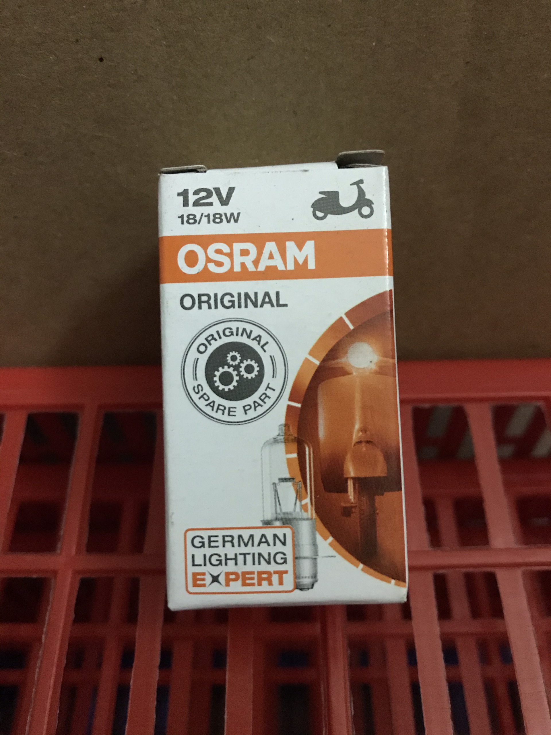 Bóng pha Dream Osram 18w