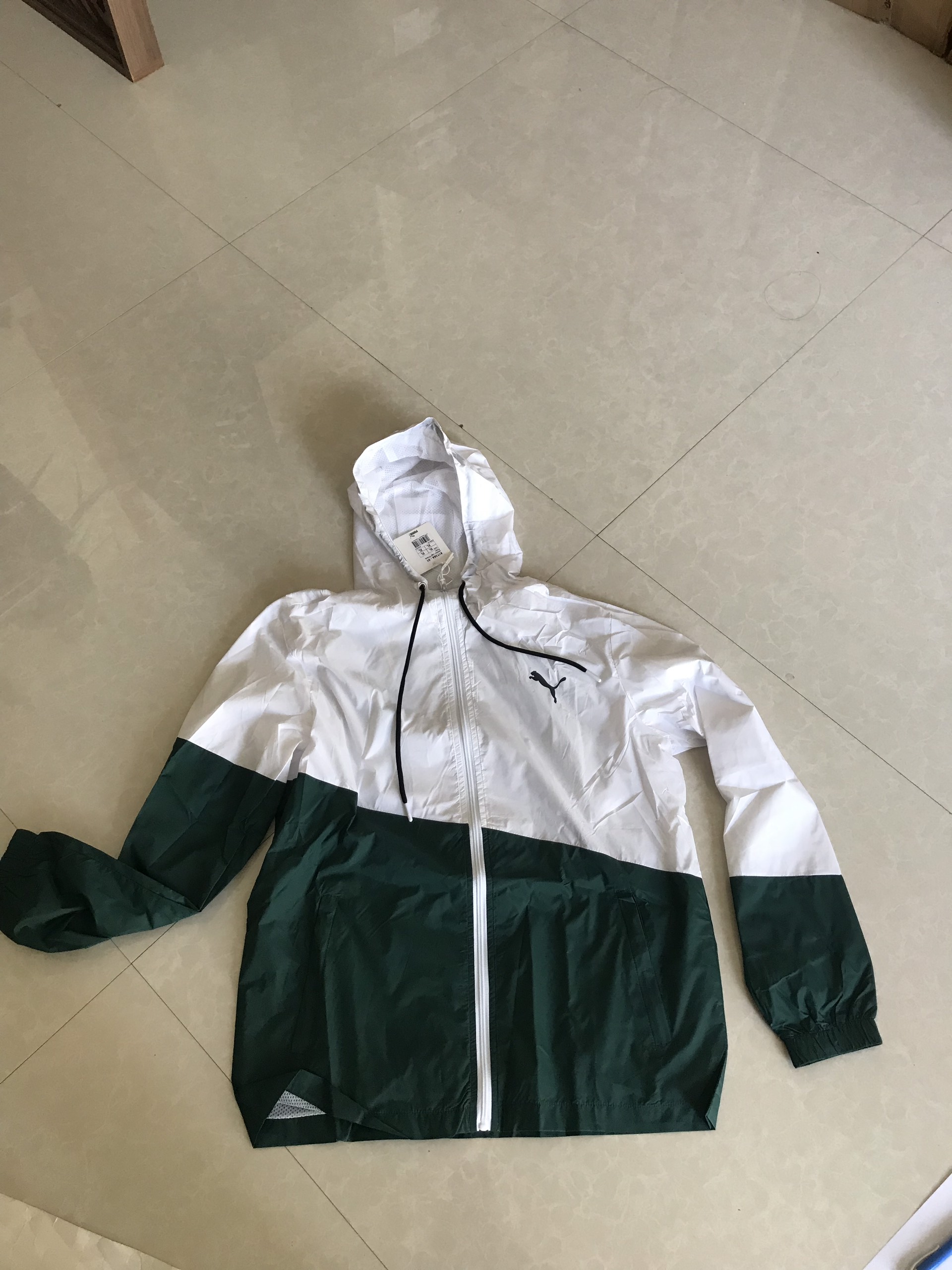 Áo khoác gió  Puma 517354 (xanh, đen)
