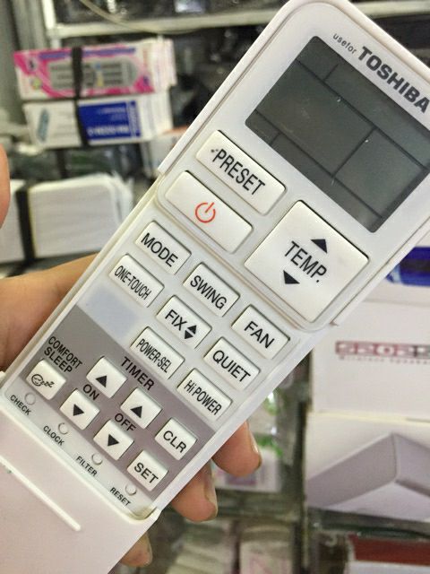 [HCM]remote máy lạnh toshiba