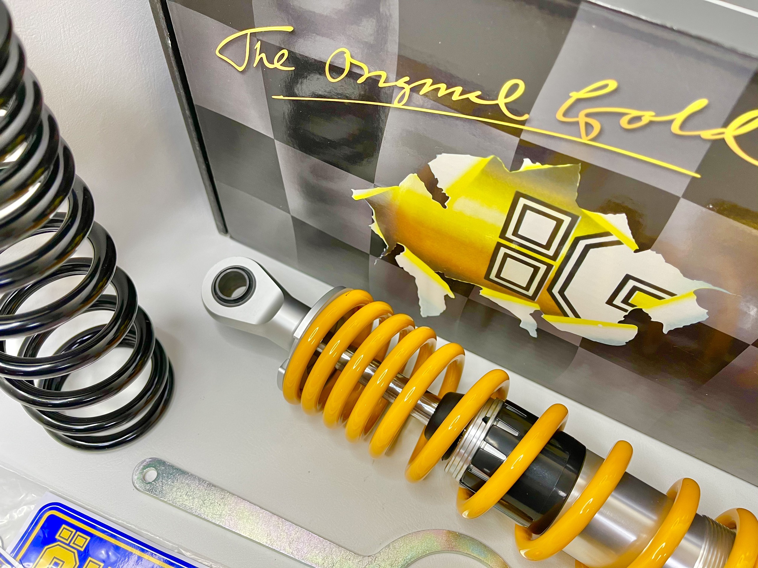 Phuộc Ohlins Vairo/Click/Vision/Luvias/Mio/Beat/Classico/Janus 2lò xo.