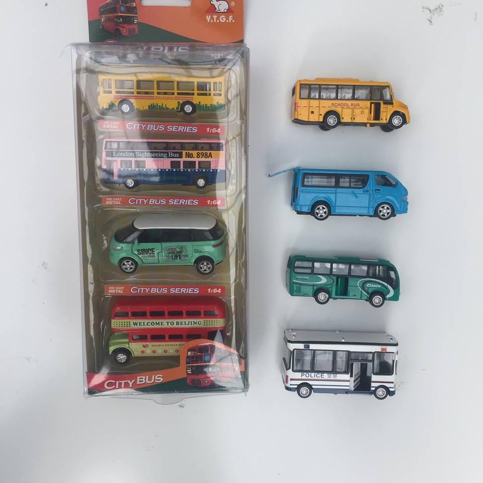 Set 4 chiếc xe bus trường học bằng sắt, mở cánh