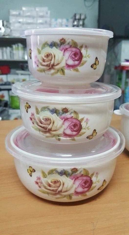 BỘ 3 BÁT SỨ CÓ NẮP HÚT CHÂN KHÔNG