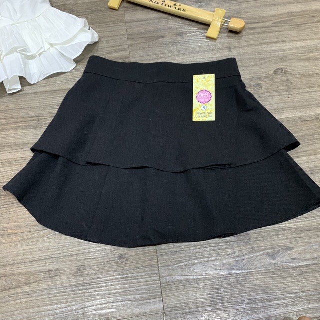 Chân váy 2 tầng xoè