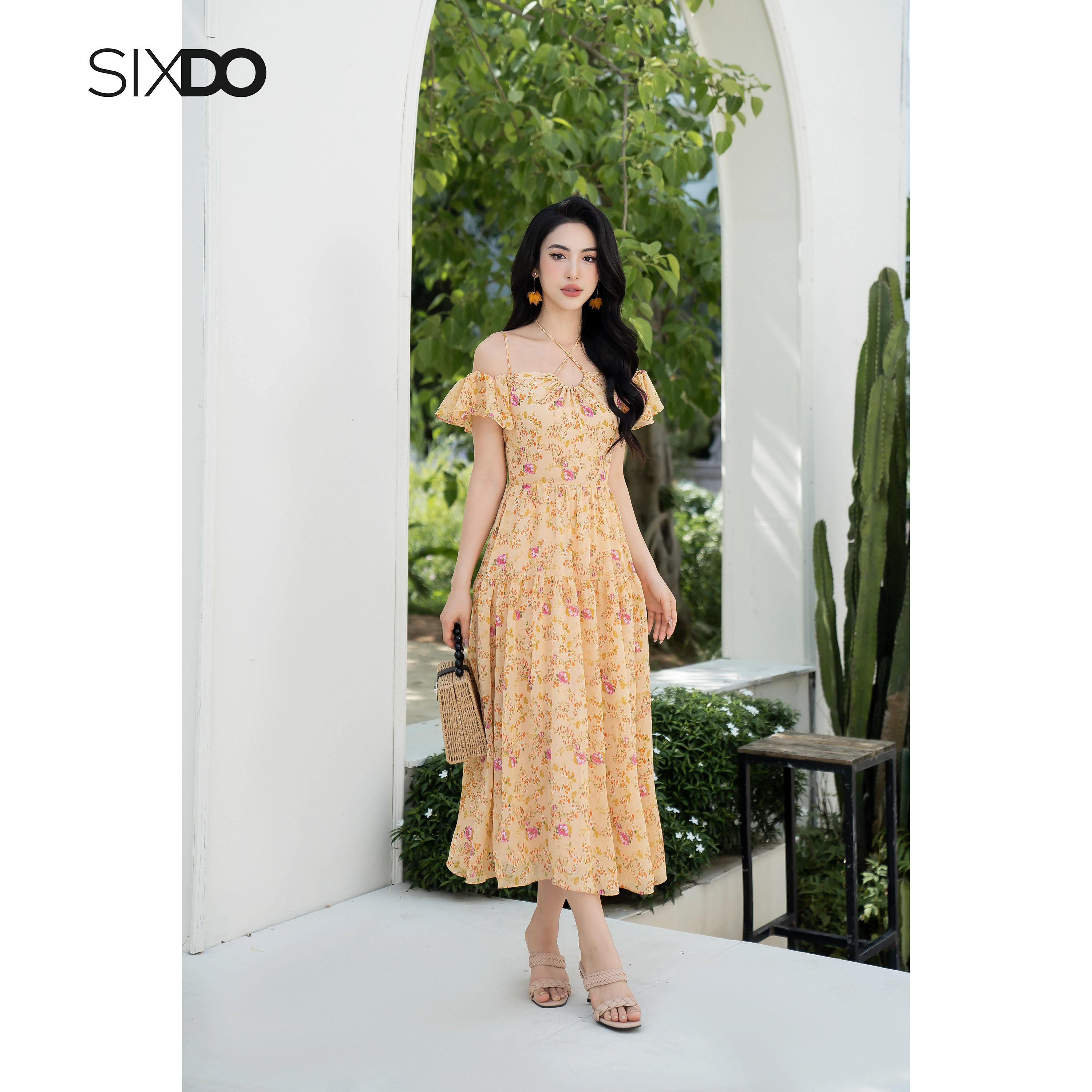 Đầm voan hoa trễ vai dây cổ SIXDO (Floral Midi Voile Dress)