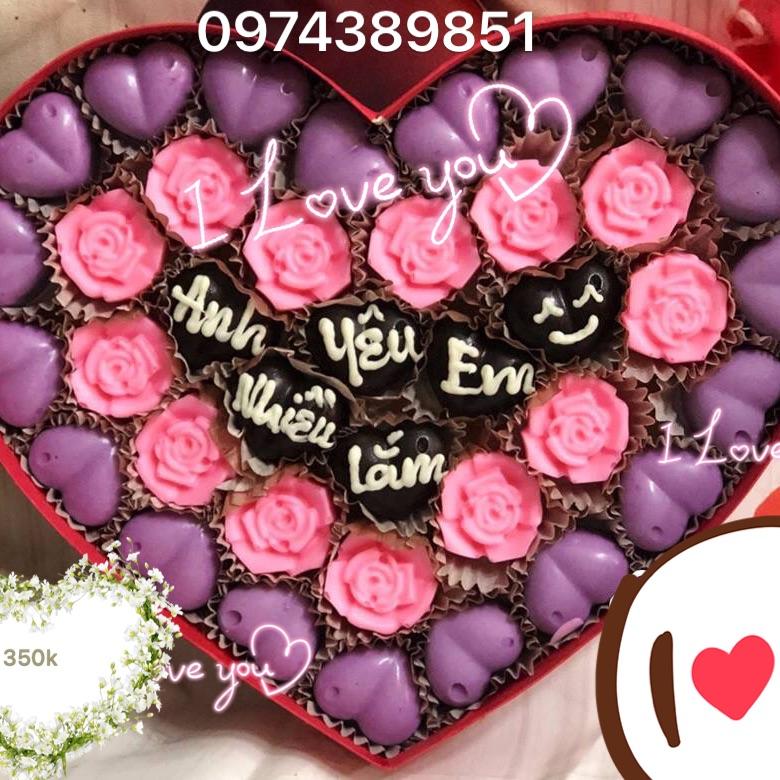Socola valentine - Mẫu “ANH YÊU EM NHIỀU LẮM”