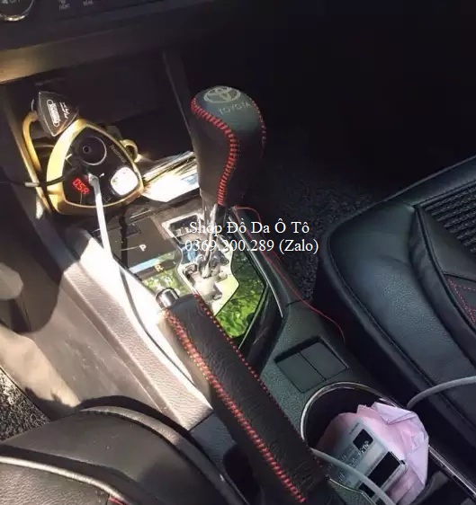 Combo bộ bao da bọc cần số & phanh tay các đời xe Toyota Corolla Altis AT da bò thật mẫu mới, shop sẽ gọi lại để gửi đúng đời xe