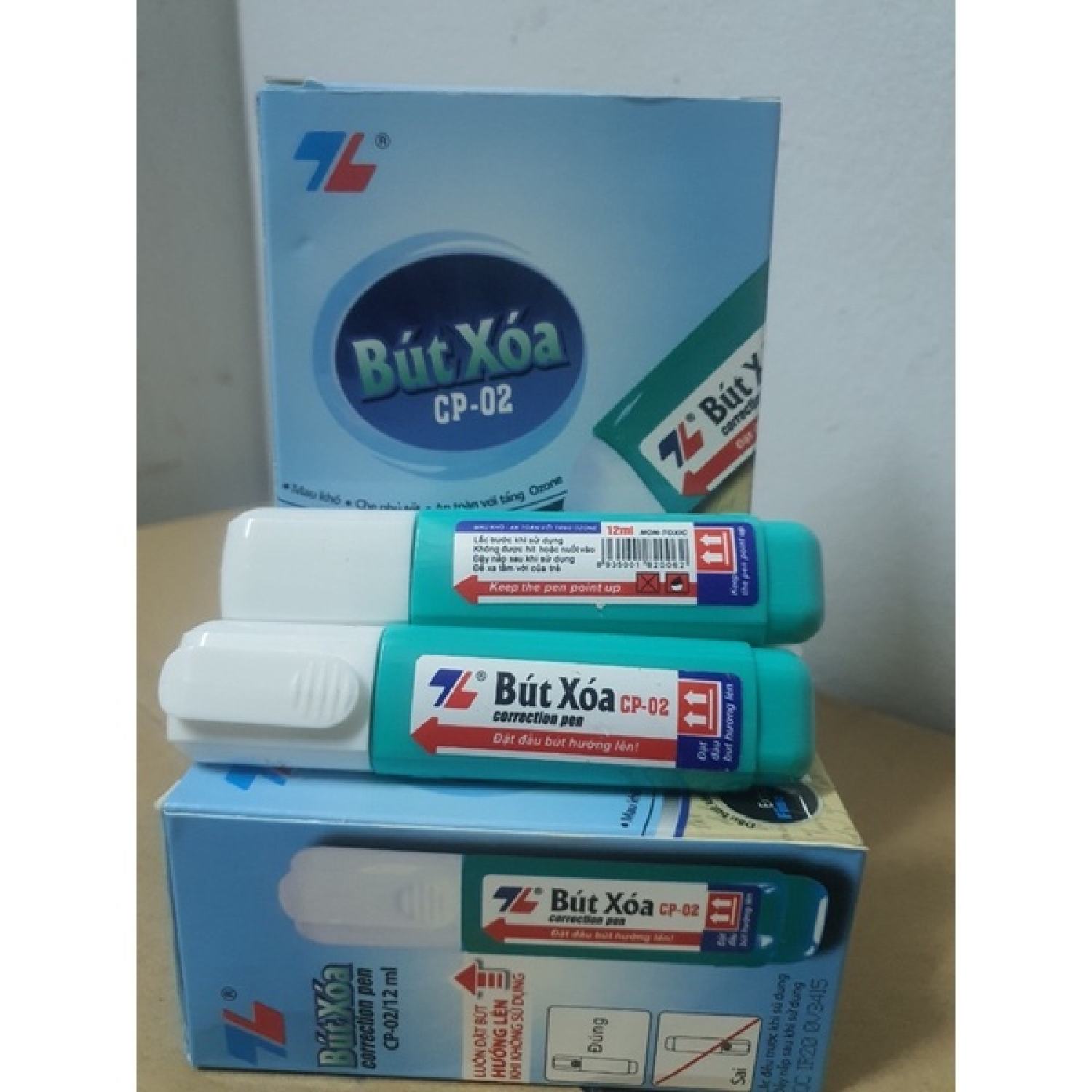Bút xoá cp - 02 hộp 10 cái