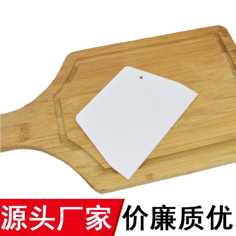 Miếng cắt bột, vét bột, chà láng bằng nhựa