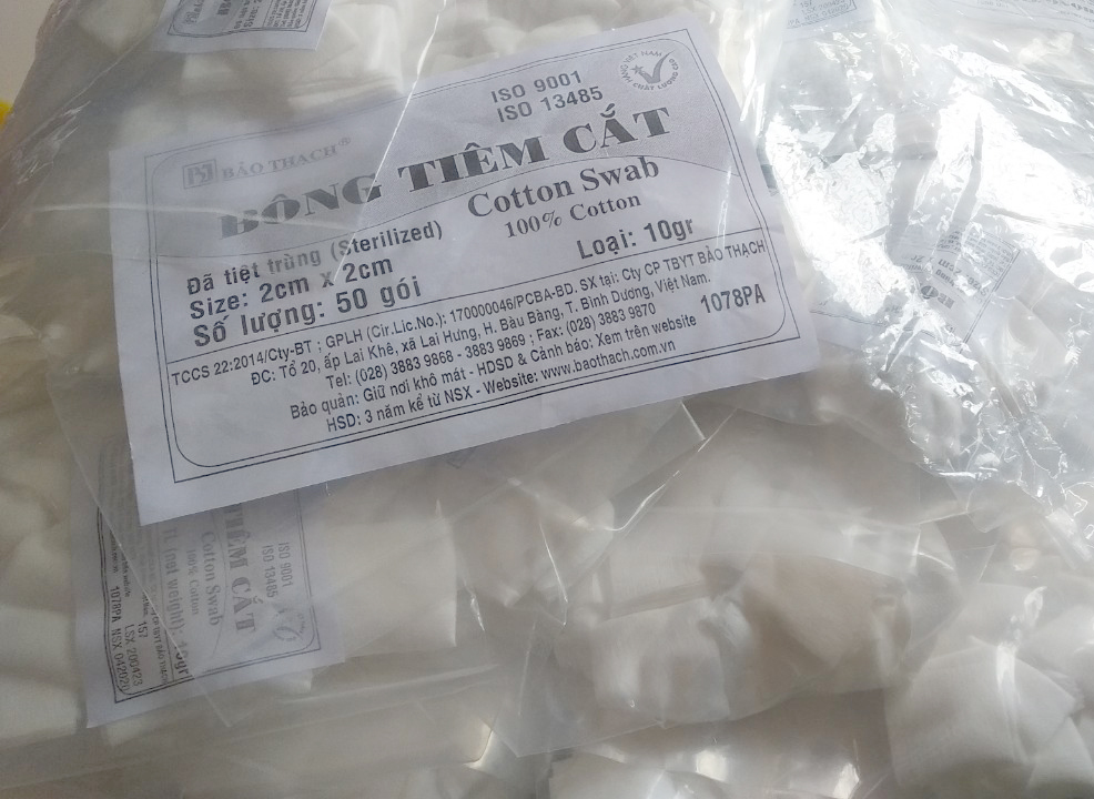 Bông tiêm cắt tiệt trùng Bảo Thạch [bịch 50 túi]