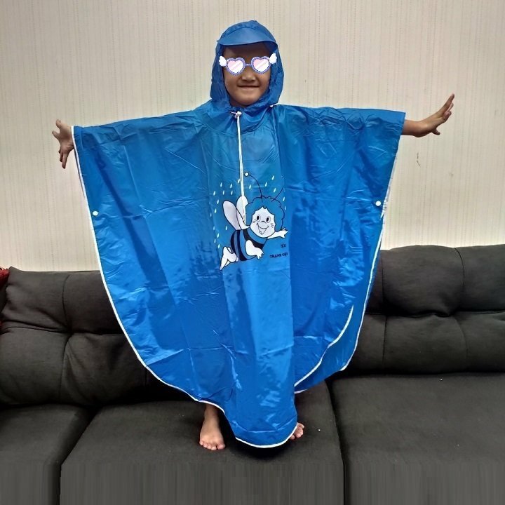 áo mưa cho bé - áo mưa cánh dơi cho bé