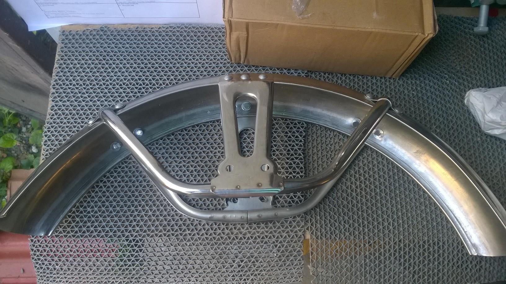 dè trước honda 68 bằng inox