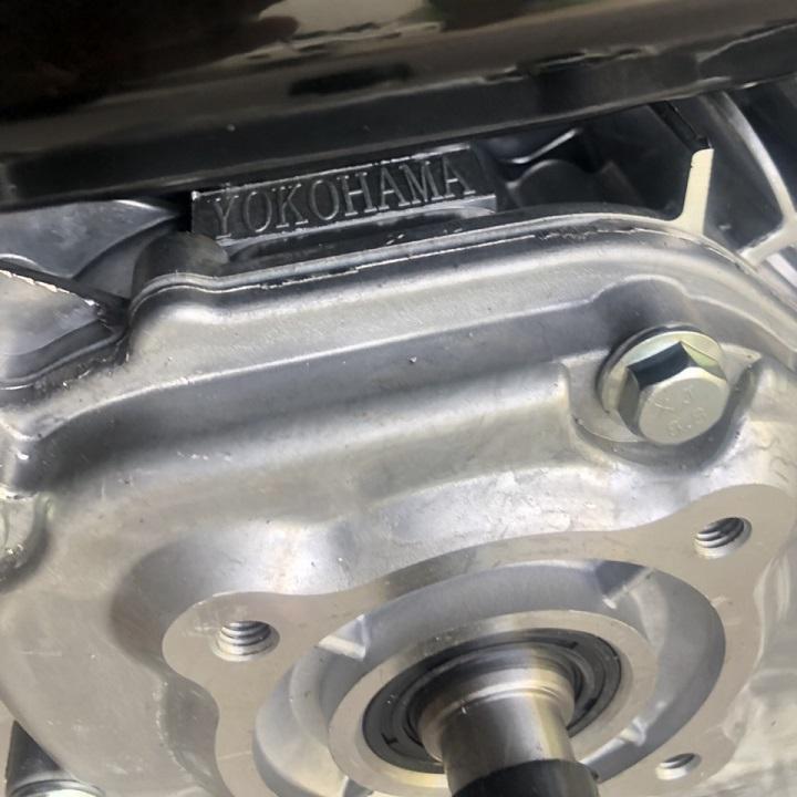 Máy nổ chạy xăng Yokohama 6,5hp cốt thẳng