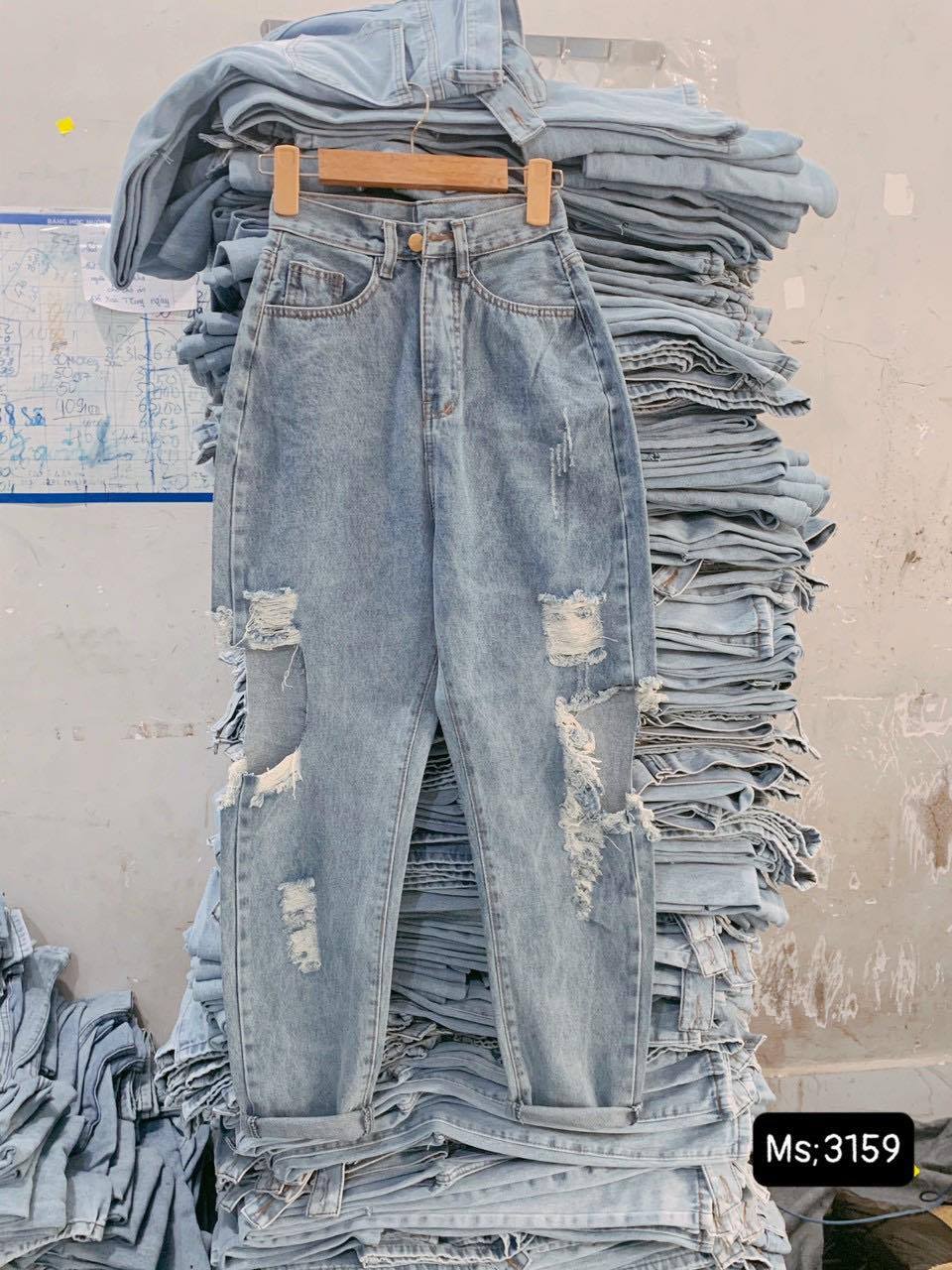 [HCM]Quần Baggy jean rách lớn