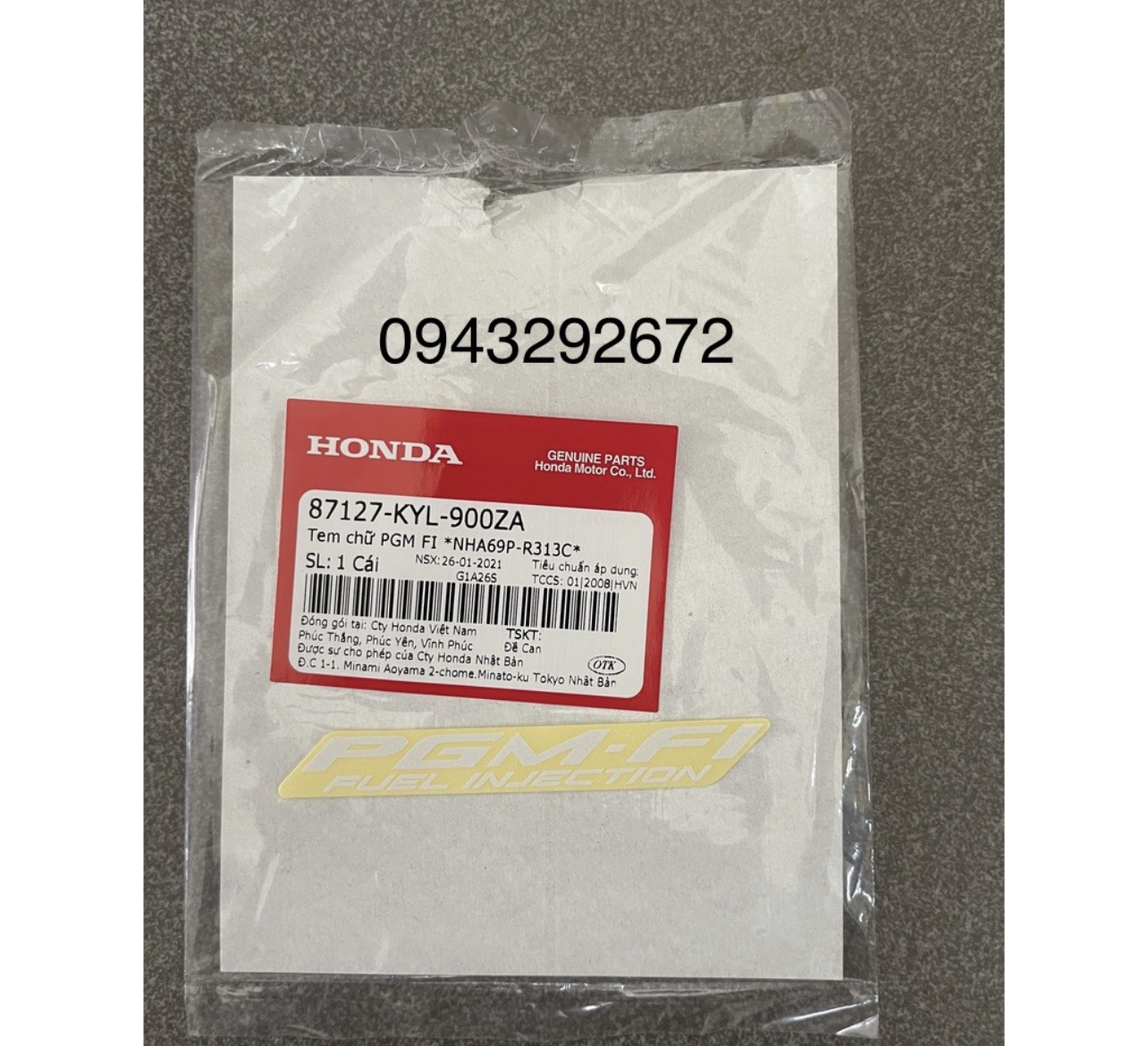 Tem chữ PGM FI Đen, Đỏ Honda ( 87127KYL900ZA )