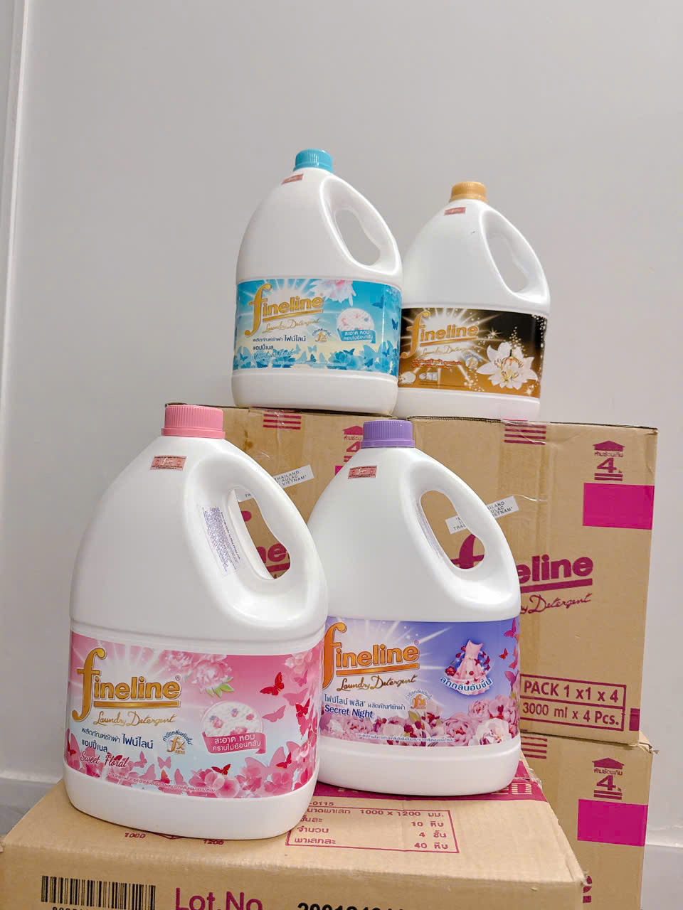 [HCM] Nước Giặt Quần Áo Fineline 3000ml Thái Lan