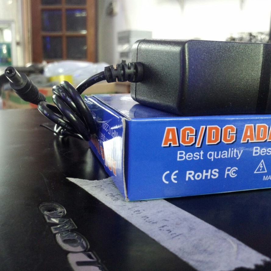 Nguồn AC/DC ADAPTER 9V - 12V/1A-2A cho bộ phát wifi, camera...