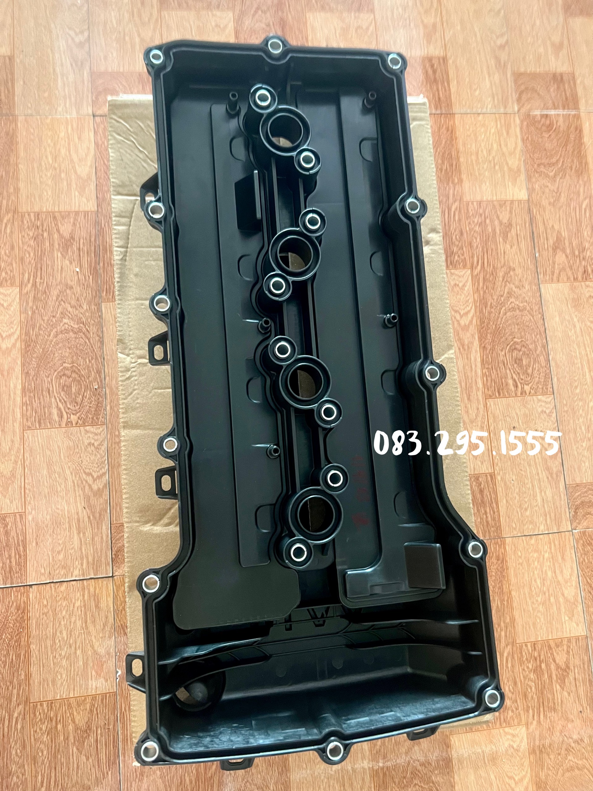nắp dàn cò Innova 05 - 15 / oem