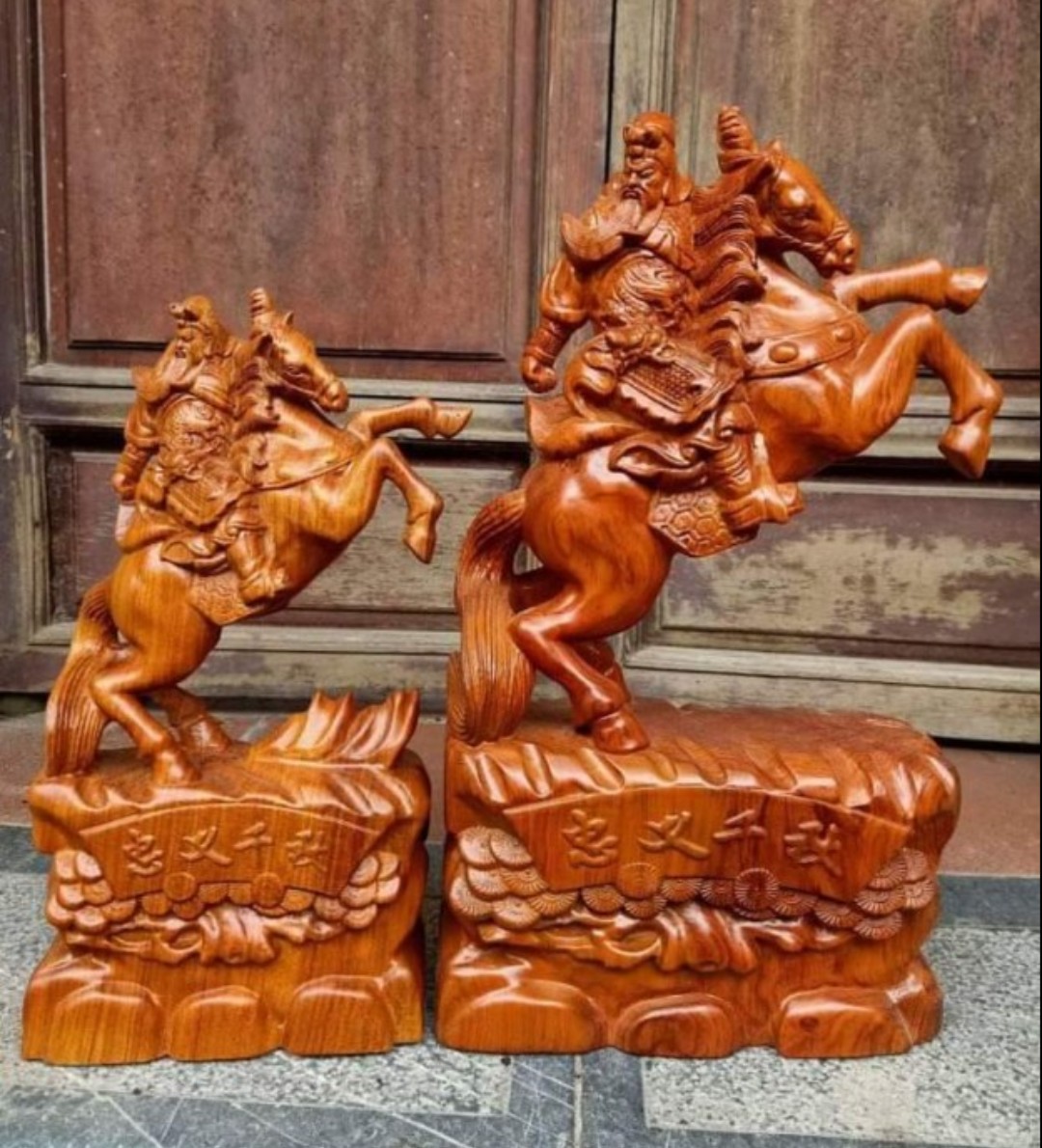 Tượng quan công cưỡi ngựa cao 40cm