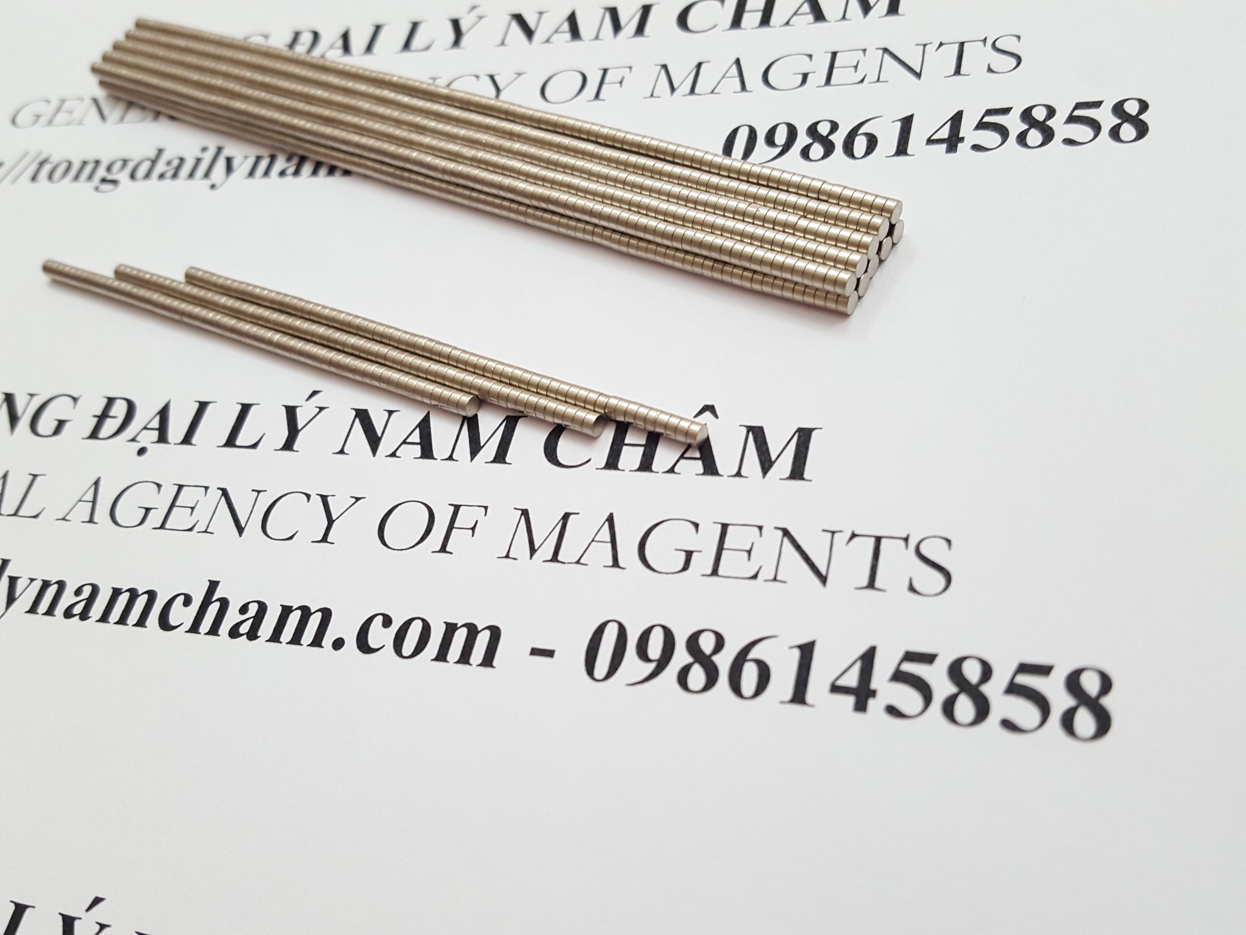 100 viên nam châm mini 1x2mm