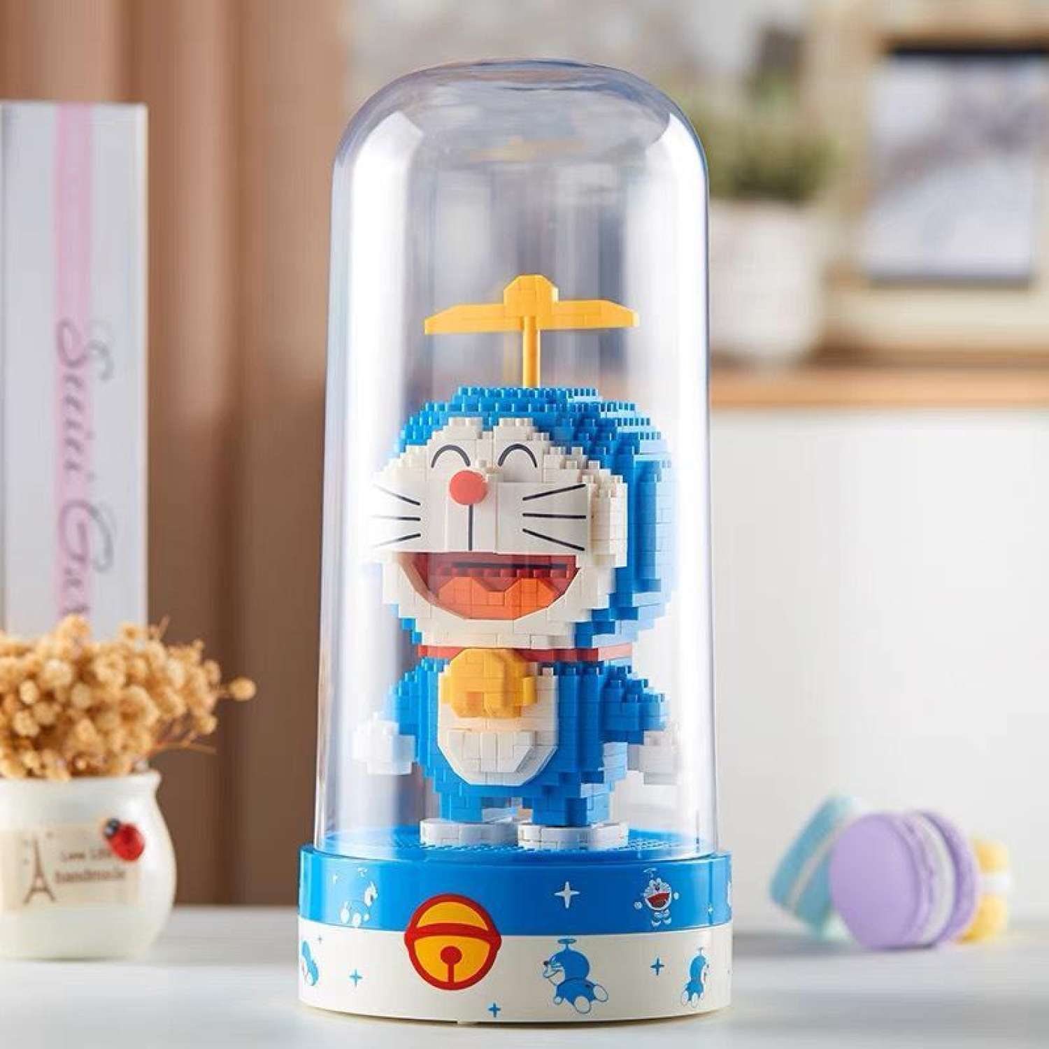 Lego Doremon tự lắp ráp kèm đế và lồng mica chống bụi