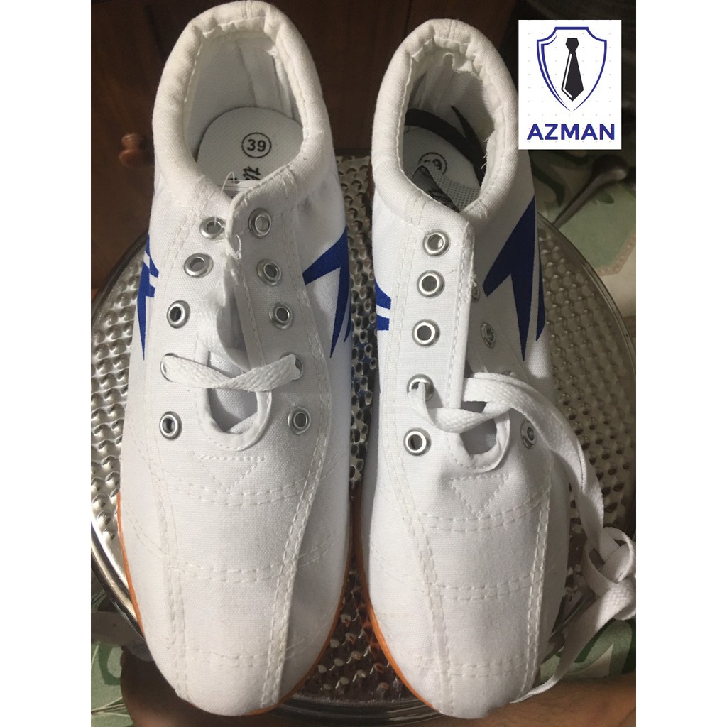 Giầy thể thao bata đá bóng đế đinh thahashoes