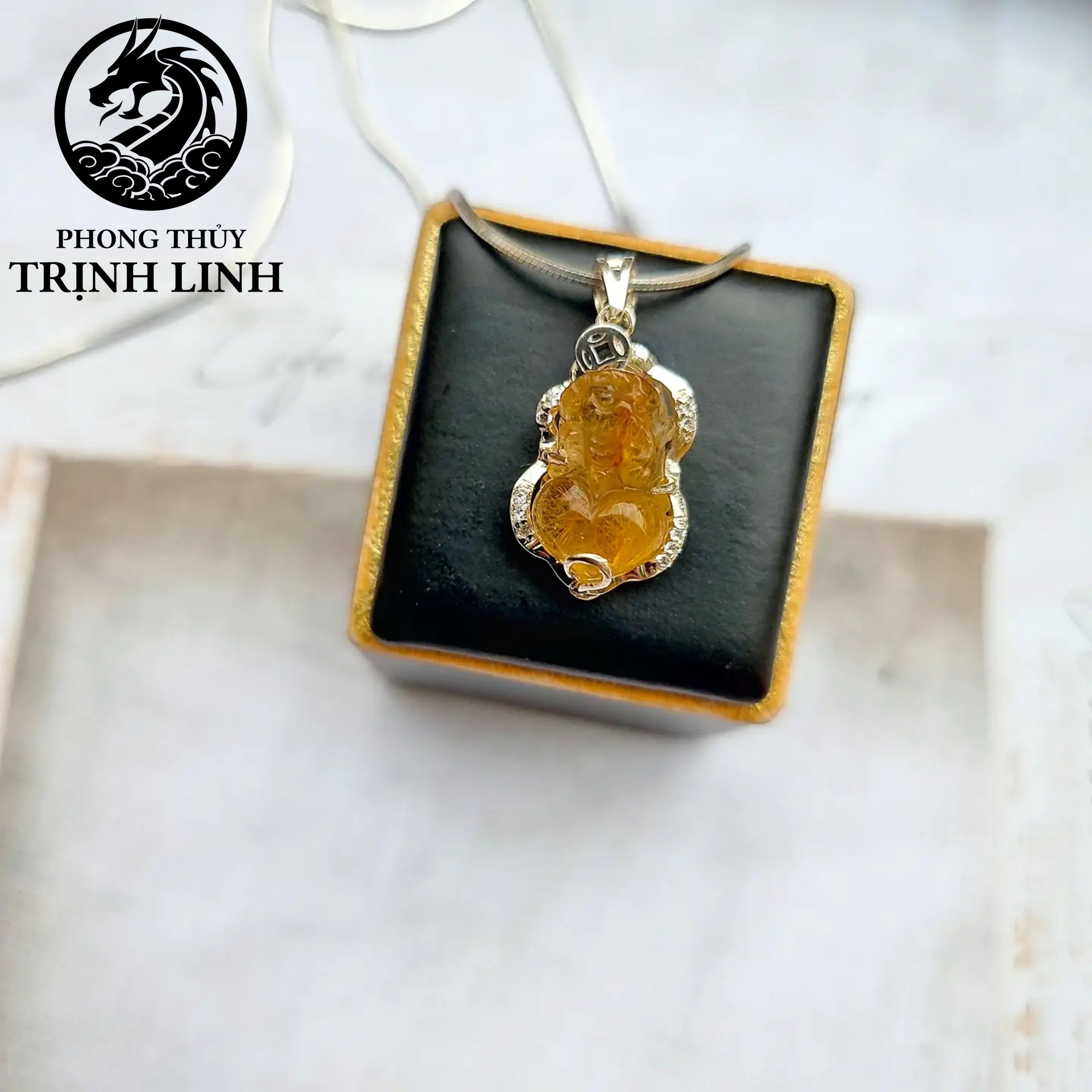 DÂY CHUYỀN TỲ HƯU THẠCH ANH TÓC VÀNG VIỀN BẠC