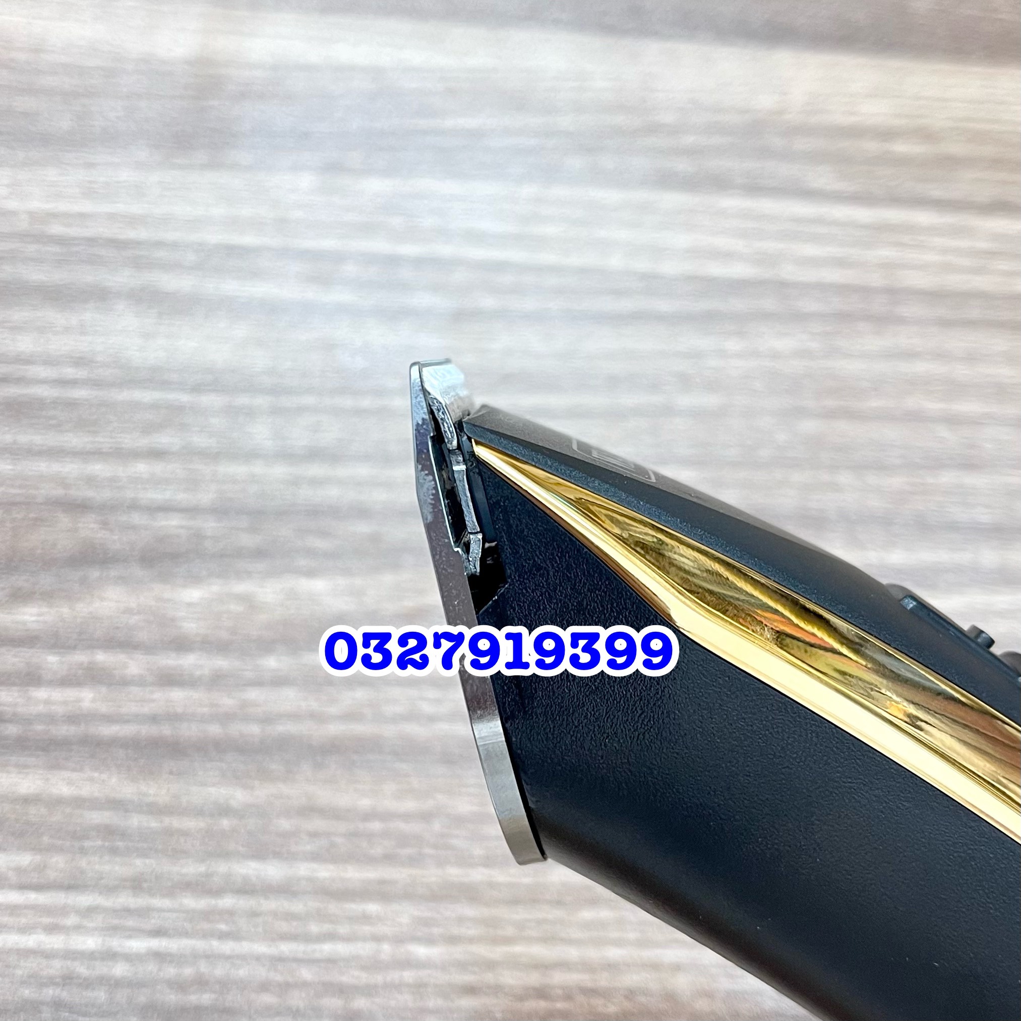 Wahl Tông Đơ Cắt Tóc Chính Hãng WAHL 2222 - Chuyên Nghiệp, Động Cơ Mạnh Mẽ, Lưỡi Thép Cao Cấp, Sử Dụng 260 Phút Liên Tục, Pin Lithium 1000mAh, Bộ Sản Phẩm Bao Gồm 4 Cữ Nhựa