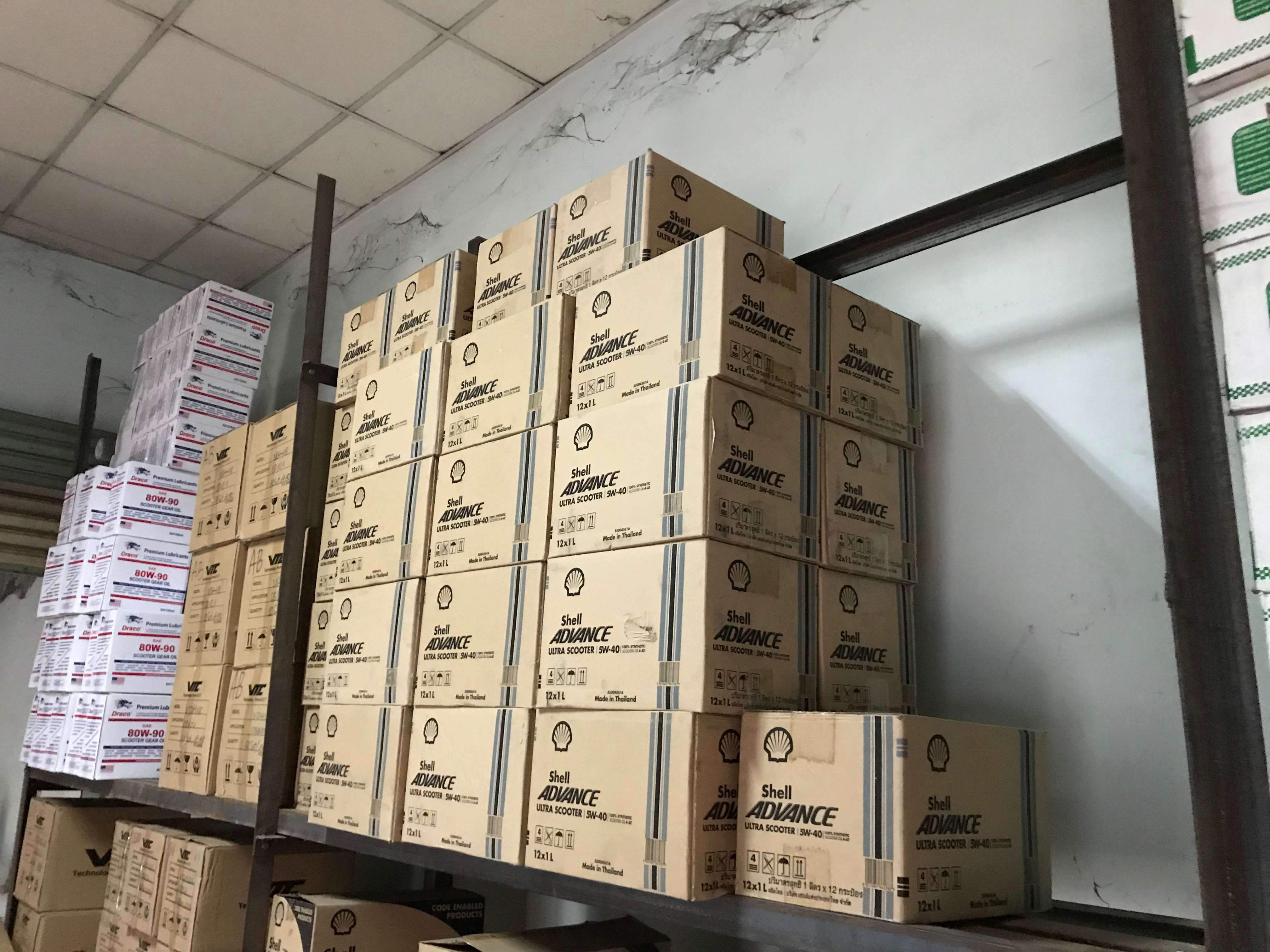 Nhớt Shell Advance Ultra 10W40 1L xe số nhập Thái