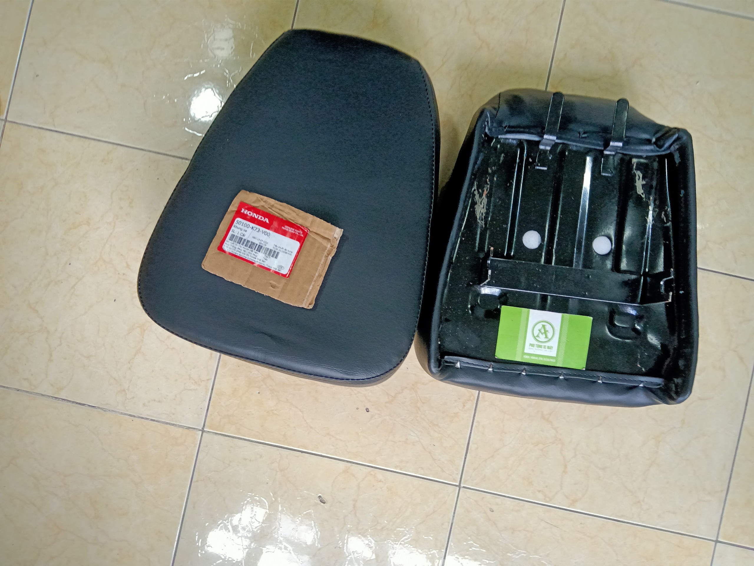 Yên xe ba gác ( xe lôi ) 2 chân hàng cao cấp 2kg