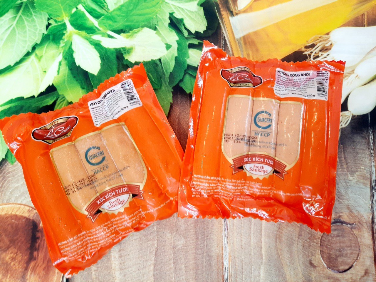 500gr xúc xích Đức Lacusina (10 cây)