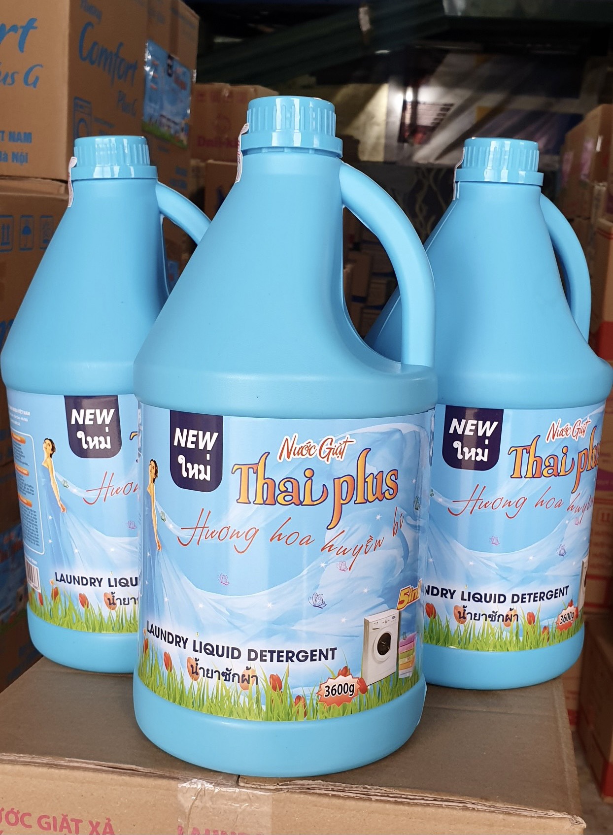 Nước giặt Thái Plus Hương Comfort Cực Thơm 3600ML