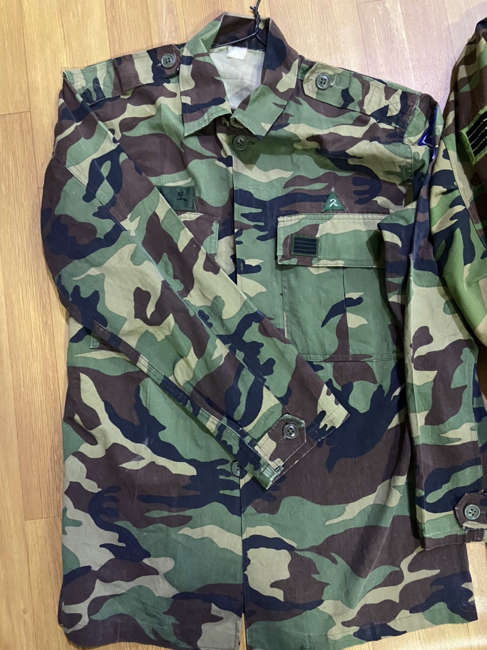 COMBOO 2 ÁO LÍNH SALE RẺ 2 CÁI 99K