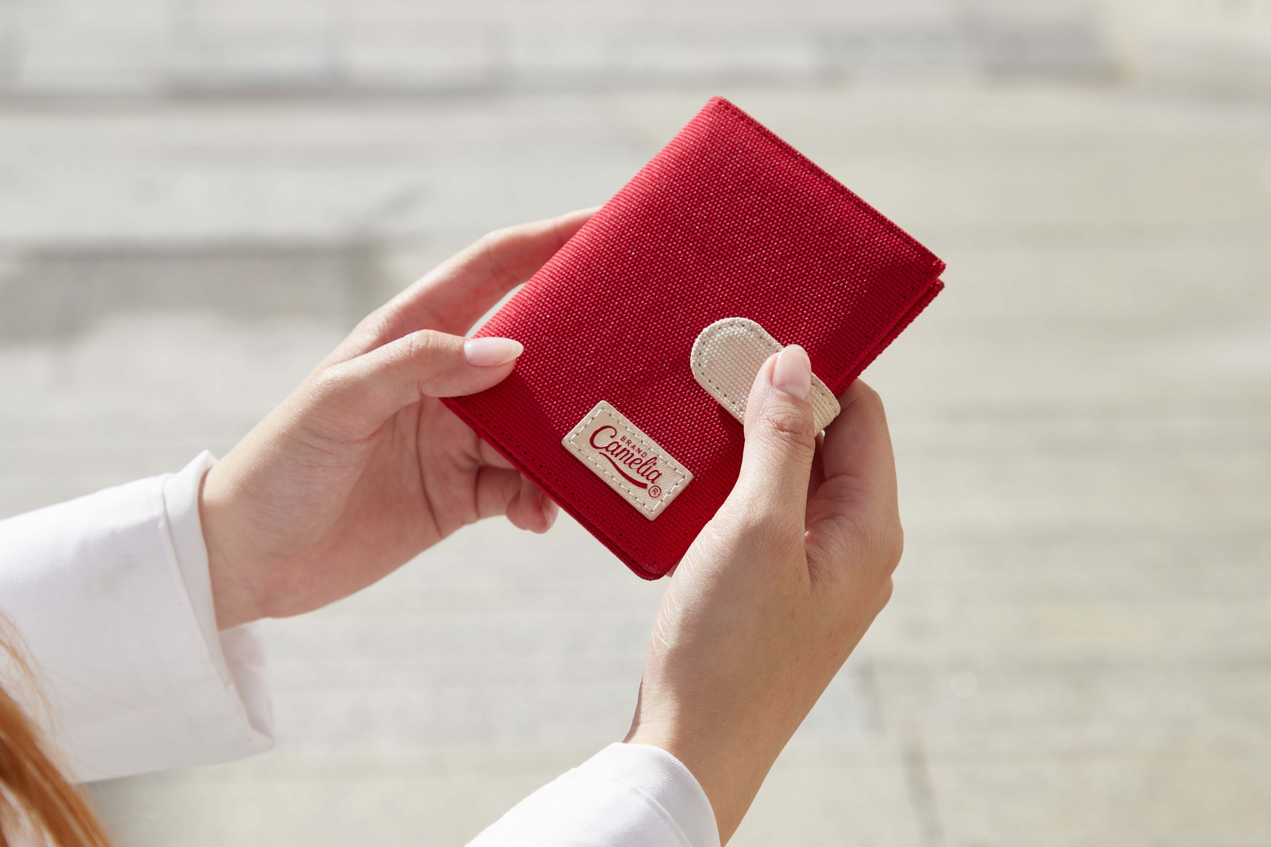 Ví vải CAMELIA BRAND® Button Wallet Đứng