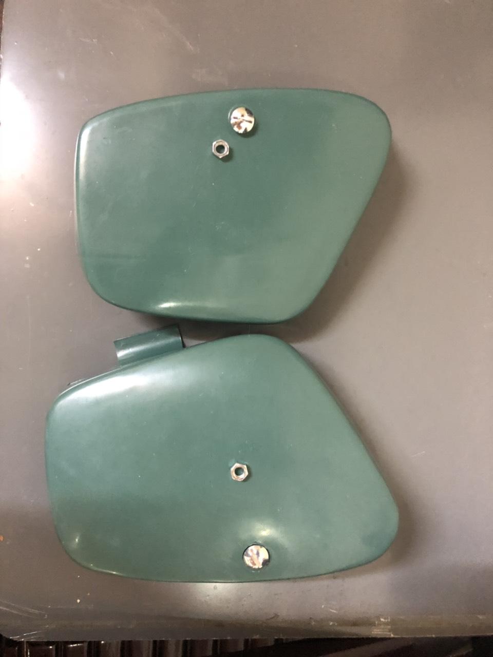 Đôi cốp honda cub 78, 79 kèm ốc