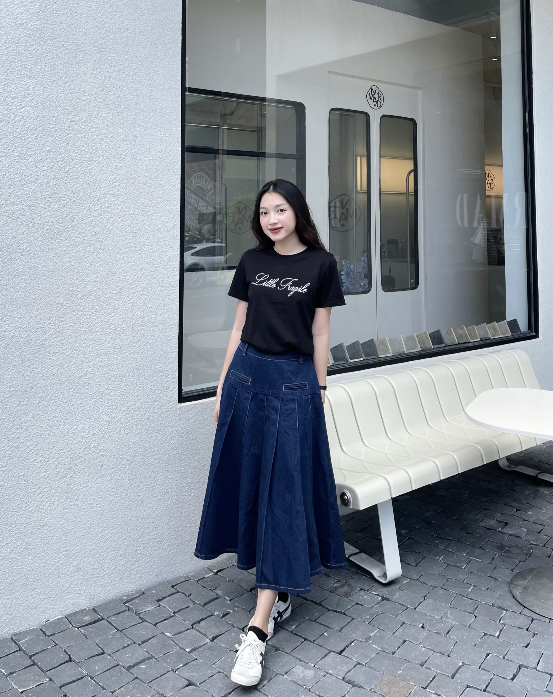 [OUTLET SALE] DOTTIE - Áo thun ép đá - T0770
