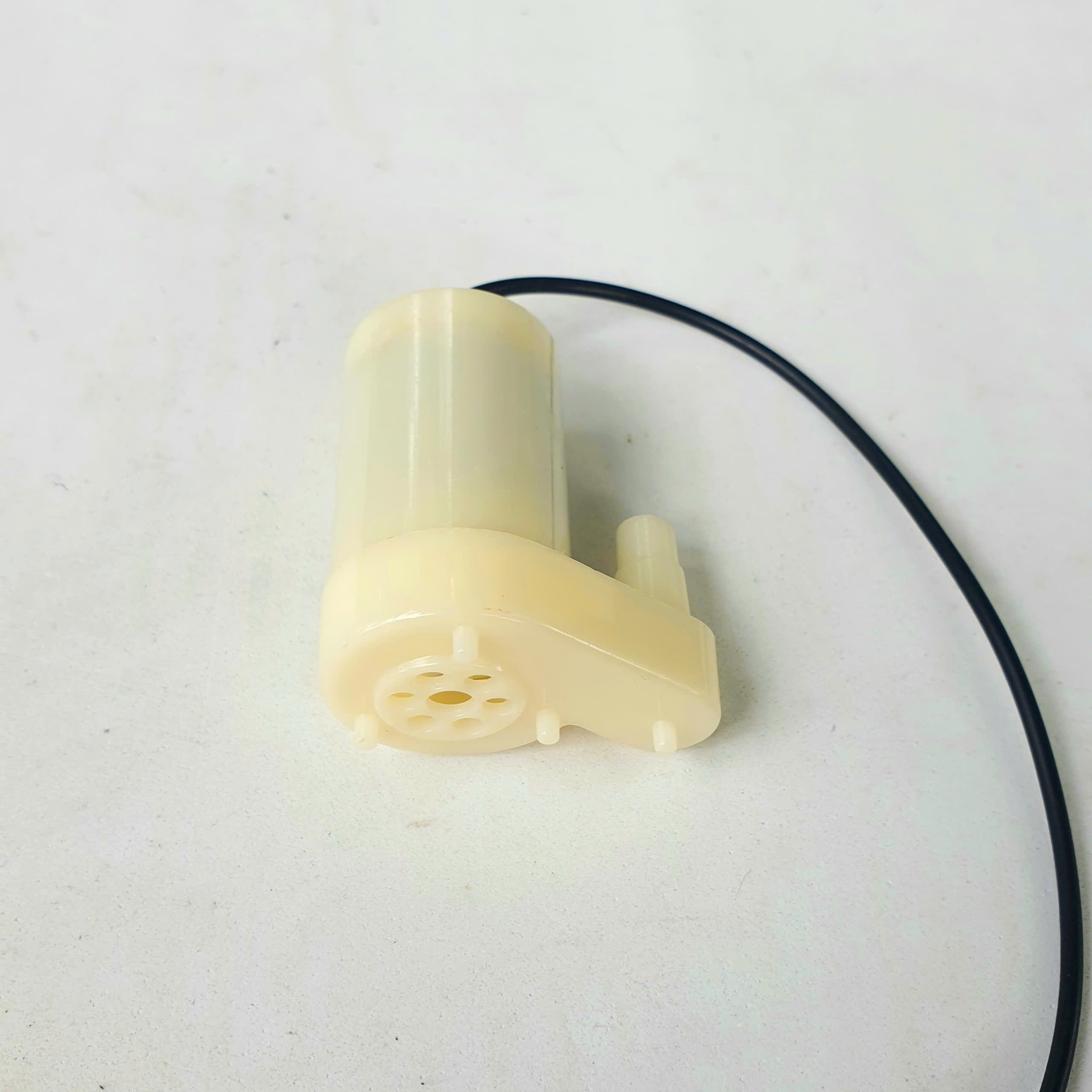 Máy bơm mini bơm chìm siêu nhỏ 5V bơm mạnh và êm