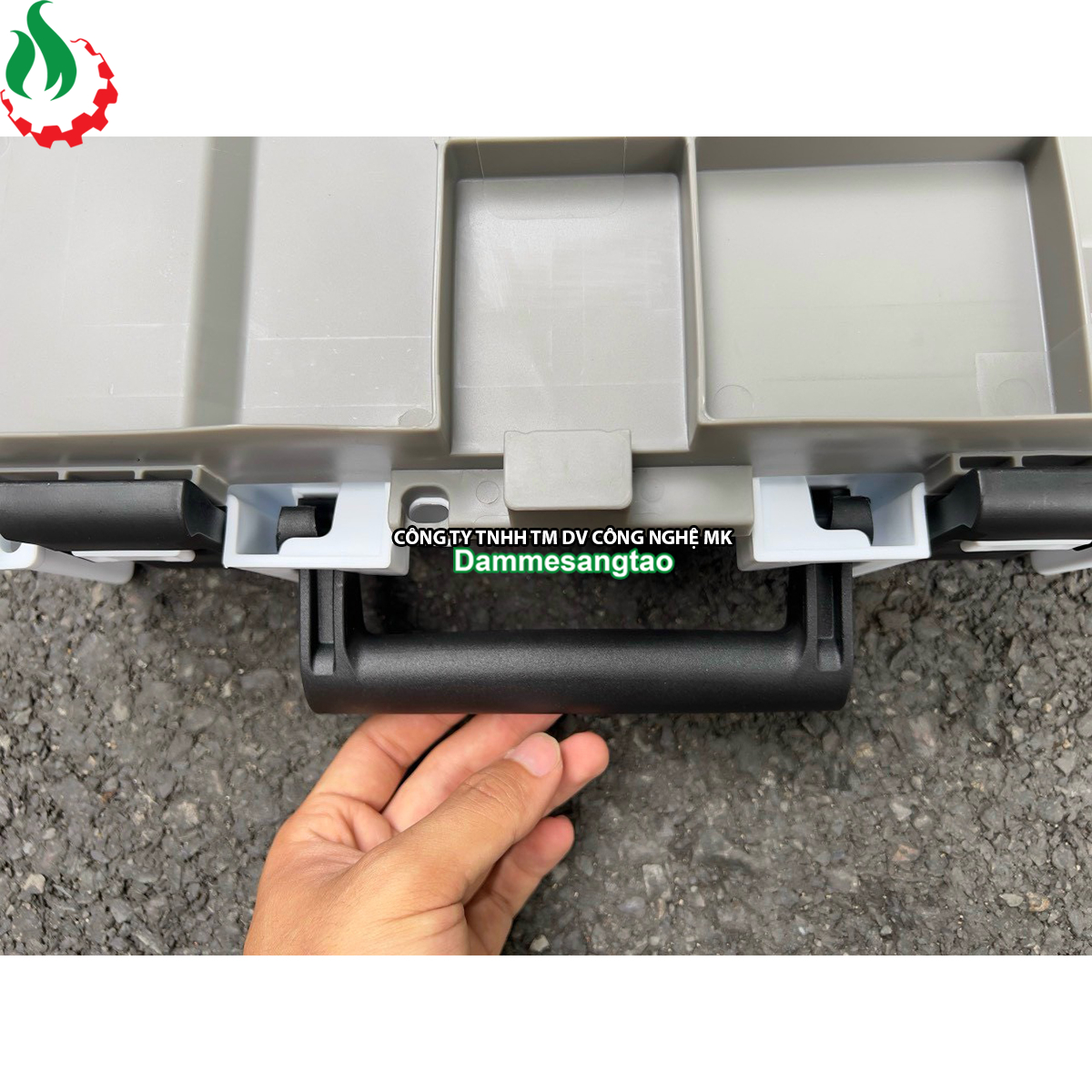 Thùng nhựa đựng dụng cụ Dekton DK-IJC01 (2 tầng)