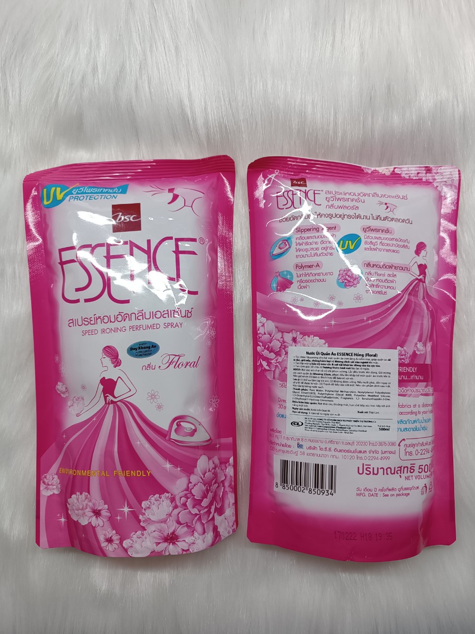 [HCM]Xịt ủi Essence Túi (bịch) 500ml (hàng nhập khẩu)