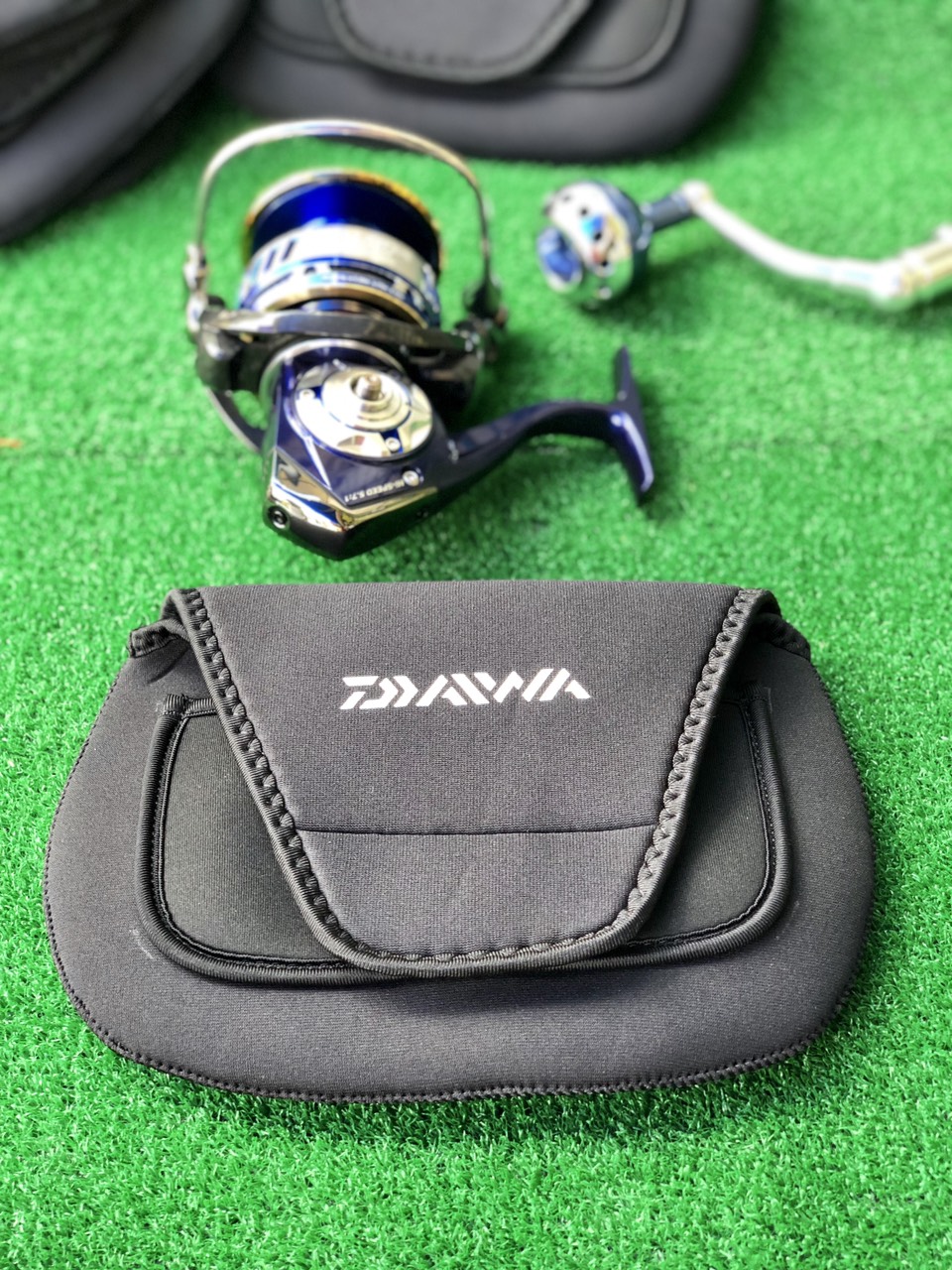 [HCM]Túi đựng máy câu hiệu Daiwa