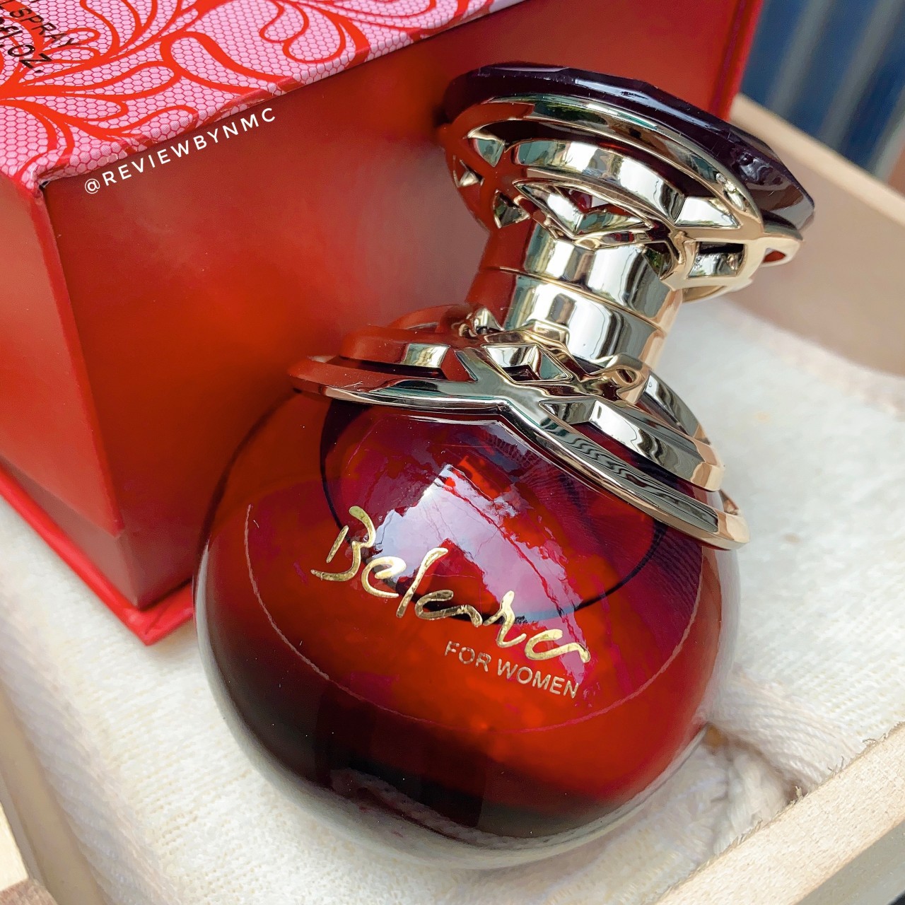 Nước hoa gỗ Belara Đỏ siêu thơm 100ml