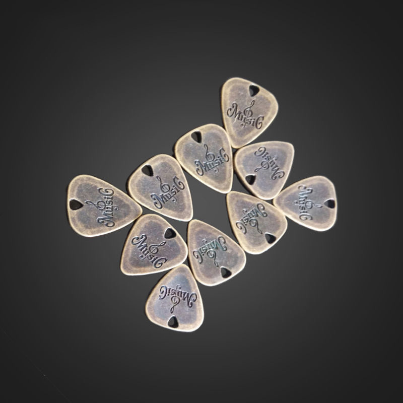 Mặt dây chuyền hình Pick gảy đàn Guitar