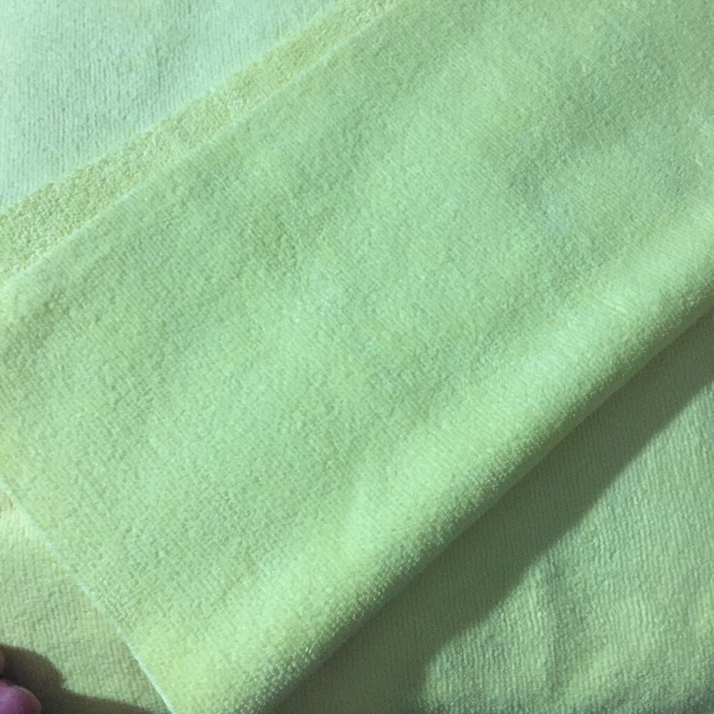 Khăn microfiber 40*40cm không viền, không ra lông